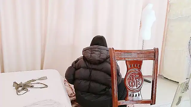 Snapshot of CCOO520 chatting on 18, 12, 2025 CCOO520 online show from 18, 12, 2025