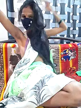 Snapshot of sexy_cpl_mh12 chatting on 8, 4, 2026 sexy cpl mh12 online show from 8, 4, 2026