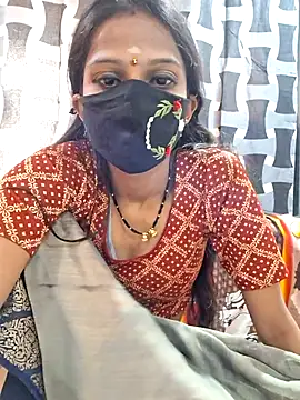 Snapshot of sexy_cpl_mh12 chatting on 9, 4, 2026 sexy cpl mh12 online show from 9, 4, 2026