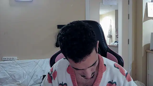 Snapshot of junokun22 chatting on 3, 11, 2025 junokun22 online show from 3, 11, 2025