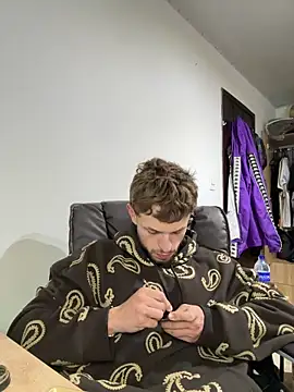 noah red online show from 16, 12, 2025