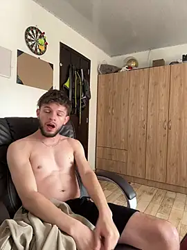 Snapshot of noah_red chatting on 22, 4, 2026 noah red online show from 22, 4, 2026