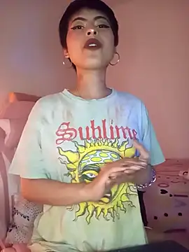 Snapshot of Eva_Feller69 chatting on 9, 11, 2025 Eva Feller69 online show from 9, 11, 2025