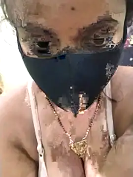 Snapshot of ROSHANI_234 chatting on 3, 11, 2025 ROSHANI 234 online show from 3, 11, 2025