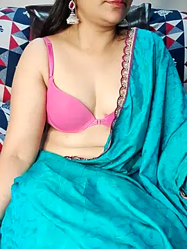 Snapshot of traditional_Jaanvi chatting on 8, 3, 2026 traditional Jaanvi online show from 8, 3, 2026