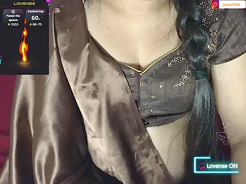 Snapshot of traditional_Jaanvi chatting on 8, 4, 2026 traditional Jaanvi online show from 8, 4, 2026