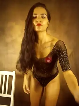 MissHazelnut online show from 6, 11, 2025