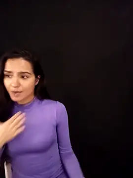 MissHazelnut online show from 20, 11, 2025