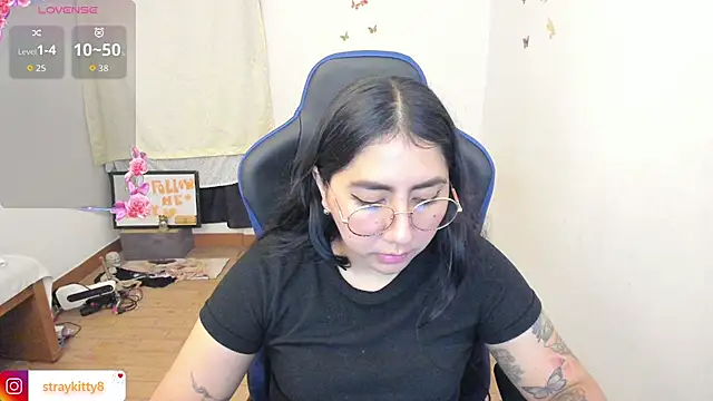 LoveLyy- online show from 7, 7, 2026