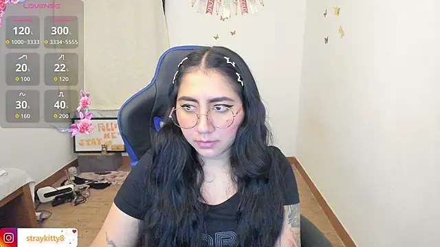 LoveLyy- online show from 7, 7, 2026