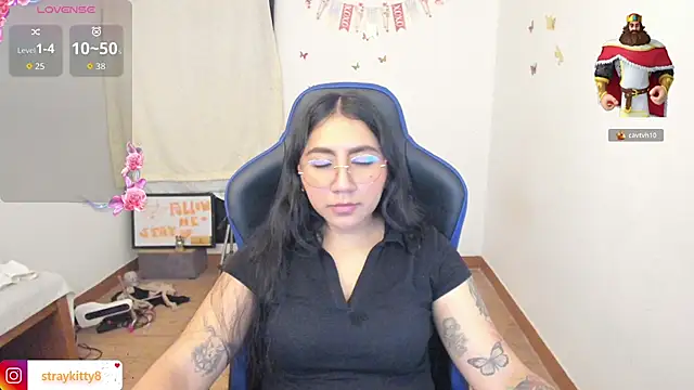 LoveLyy- online show from 15, 7, 2026