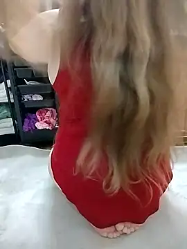 Snapshot of AugustRayn chatting on 20, 12, 2025 AugustRayn online show from 20, 12, 2025