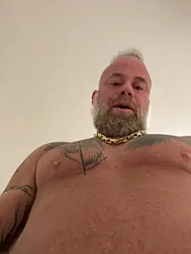 Snapshot of Muscledick40 chatting on 13, 3, 2026 Muscledick40 online show from 13, 3, 2026