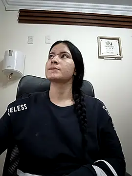 Snapshot of ammy_ys chatting on 6, 11, 2025 ammy ys online show from 6, 11, 2025