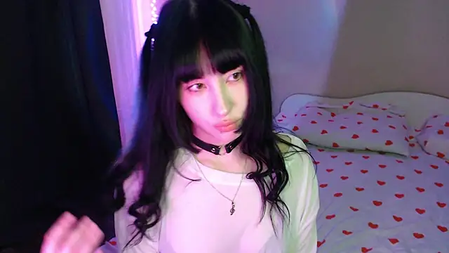 NaemiiBlush online show from 28, 10, 2025