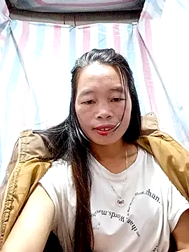 Snapshot of chieu_xinh chatting on 14, 10, 2025 chieu xinh online show from 14, 10, 2025