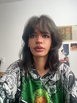 Snapshot of sukulaurens chatting on 28, 6, 2026 sukulaurens online show from 28, 6, 2026