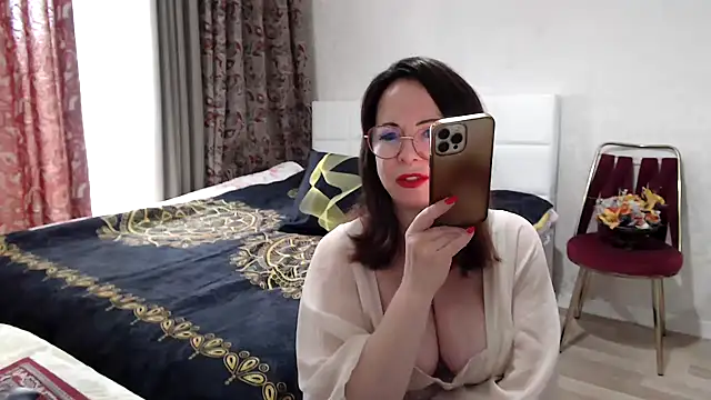 Arisa5000 online show from 11, 4, 2026