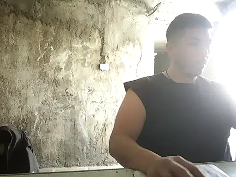 Snapshot of Lucius-08 chatting on 19, 10, 2025 Lucius-08 online show from 19, 10, 2025