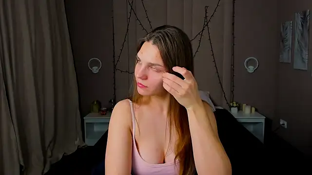 LesiBrizo online show from 5, 12, 2025