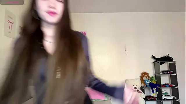 AlmetaBradicich online show from 7, 11, 2025