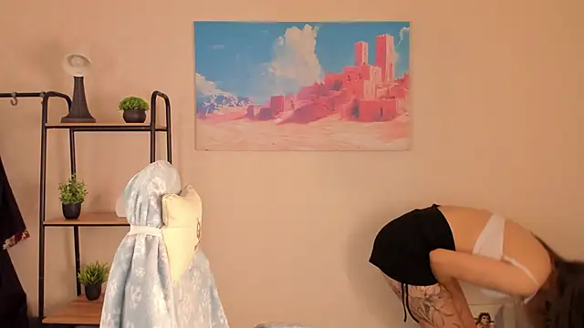 Snapshot of Nuura_Moore chatting on 22, 10, 2025 Nuura Moore online show from 22, 10, 2025