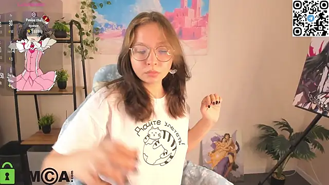 Snapshot of Nuura_Moore chatting on 30, 10, 2025 Nuura Moore online show from 30, 10, 2025