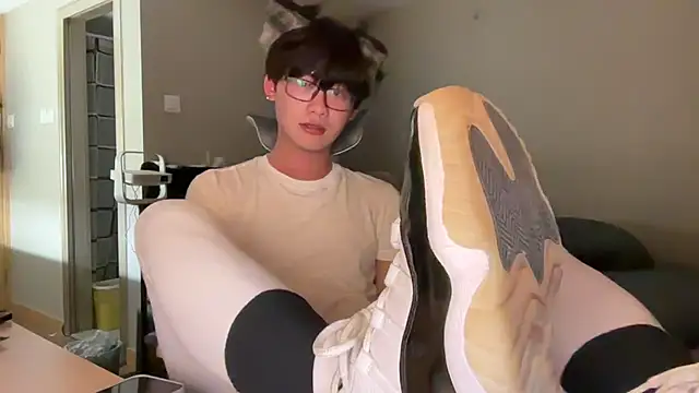 Snapshot of iambennet chatting on 15, 12, 2025 iambennet online show from 15, 12, 2025