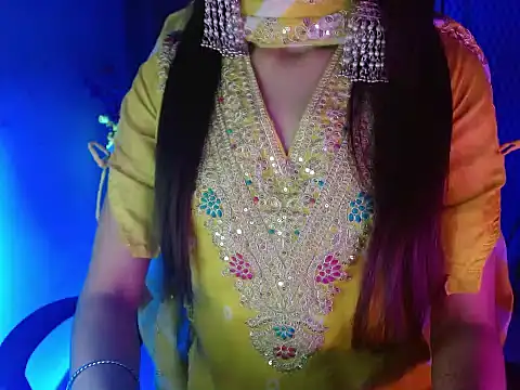 Roiseeee online show from 11, 3, 2026