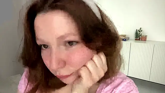 TamekiaSamii online show from 14, 11, 2025