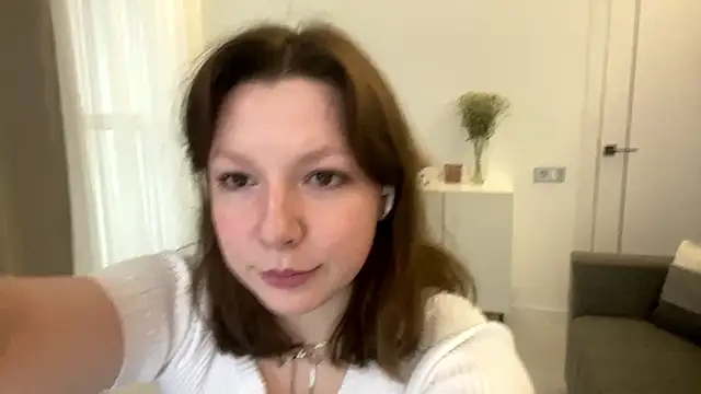 TamekiaSamii online show from 3, 12, 2025