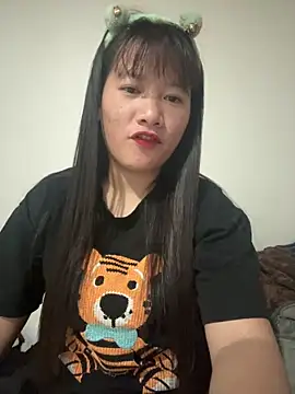 TrangNemo online show from 20, 12, 2025