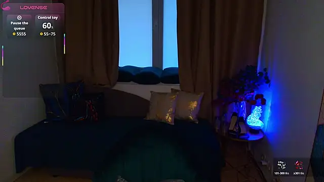 Snapshot of Serena_Foxxx chatting on 6, 4, 2026 Serena Foxxx online show from 6, 4, 2026