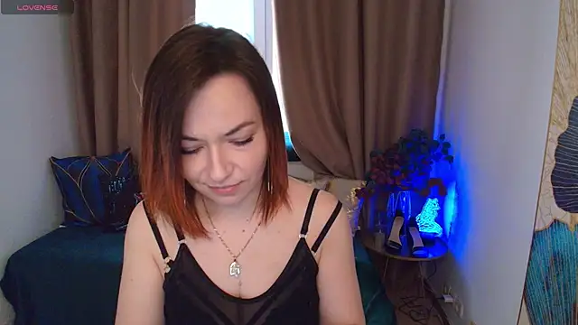 Snapshot of Serena_Foxxx chatting on 14, 4, 2026 Serena Foxxx online show from 14, 4, 2026