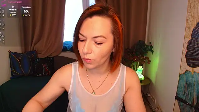Serena Foxxx online show from 4, 6, 2026