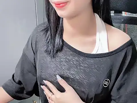 Snapshot of Hellen039 chatting on 15, 10, 2025 Hellen039 online show from 15, 10, 2025