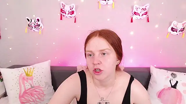Snapshot of Evarey_ chatting on 18, 6, 2026 Evarey online show from 18, 6, 2026