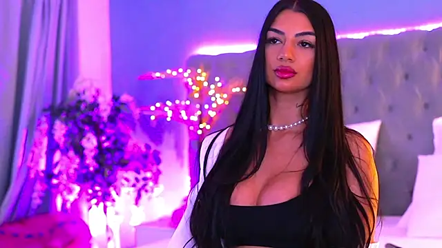 Snapshot of NatalieDelices chatting on 7, 4, 2026 NatalieDelices online show from 7, 4, 2026