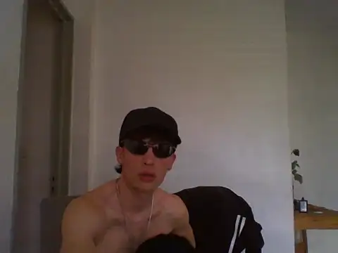 Snapshot of NeedSew chatting on 13, 10, 2025 NeedSew online show from 13, 10, 2025