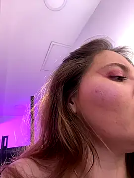 kattee adams online show from 16, 12, 2025