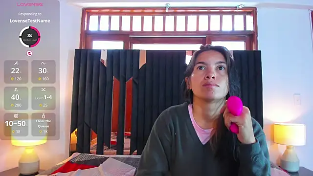 Sofy and Mia online show from 3, 11, 2025