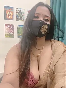 Snapshot of Beauty_Queen_Soniya chatting on 8, 7, 2026 Beauty Queen Soniya online show from 8, 7, 2026