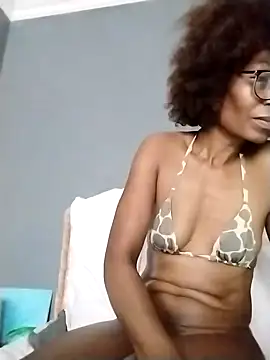 NaughtyCouga online show from 24, 10, 2025