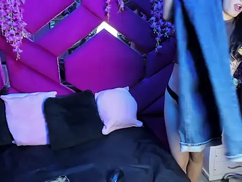 Gisell Squirt  online show from 8, 11, 2025