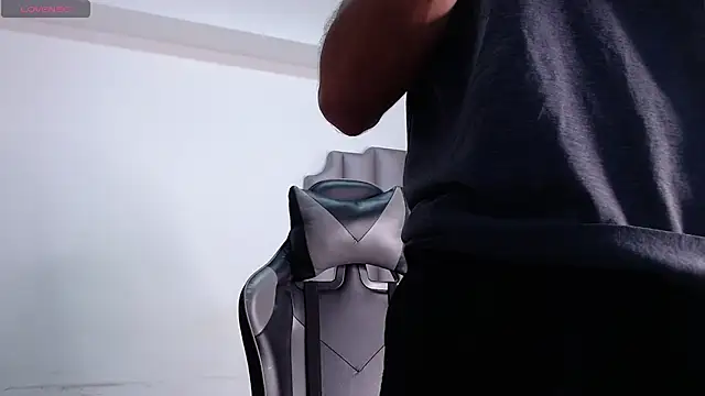 Rurik Jones online show from 24, 10, 2025