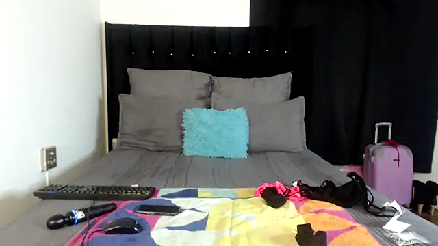 Snapshot of MissLola026 chatting on 26, 4, 2026 MissLola026 online show from 26, 4, 2026