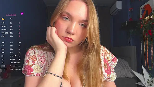 Snapshot of RebeccaEglitis chatting on 22, 4, 2026 RebeccaEglitis online show from 22, 4, 2026