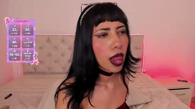 Snapshot of Nina_fox_0691 chatting on 18, 11, 2025 Nina fox 0691 online show from 18, 11, 2025