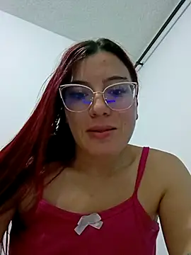 Snapshot of allison_mc chatting on 24, 11, 2025 allison mc online show from 24, 11, 2025