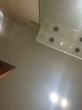 Snapshot of suarezz_ chatting on 14, 10, 2025 suarezz  online show from 14, 10, 2025